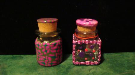 fimo sur petite bouteille en verre